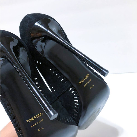 Tom Ford Black Suede Laser Cut Out Stiletto Pumps Heels Size 40.5 or US 10.5 - Picture 6 of 11